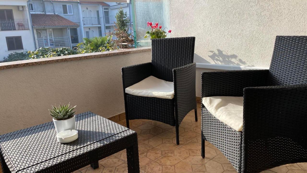 Apartments Alto Ровинь Экстерьер фото