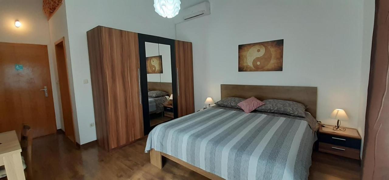 Apartments Alto Ровинь Экстерьер фото