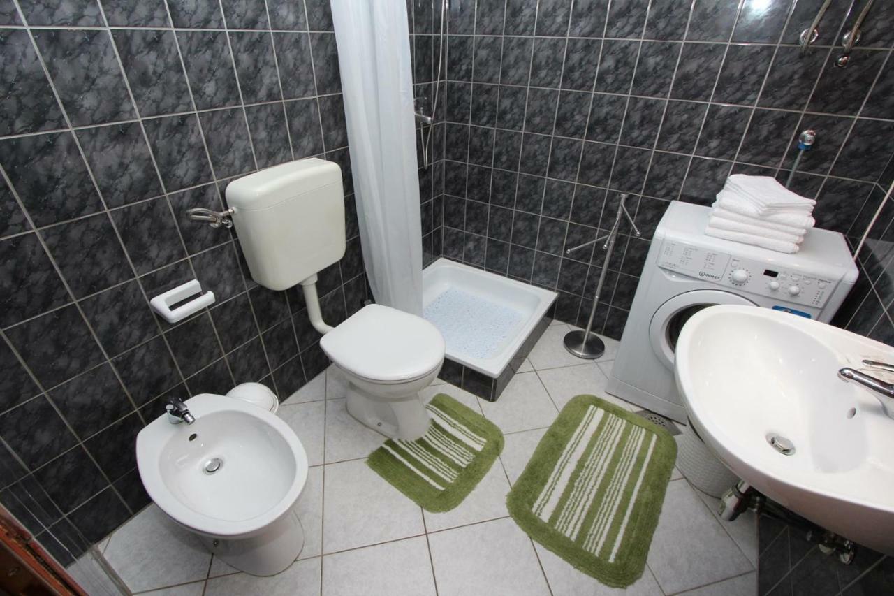 Apartments Alto Ровинь Экстерьер фото